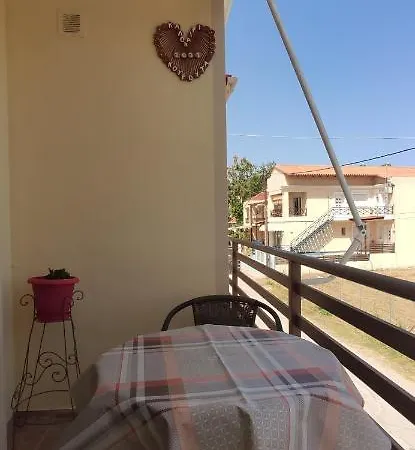 Kostas Διαμέρισμα Κουρούτα