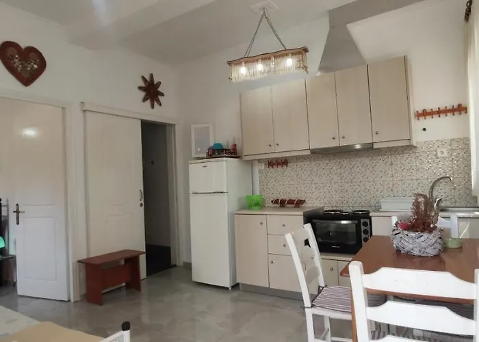 Kostas Appartement *